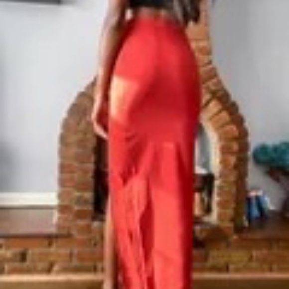 ASOS Design Tall Maxi Skirt with Thigh Split in Rust - Picture 2 of 4